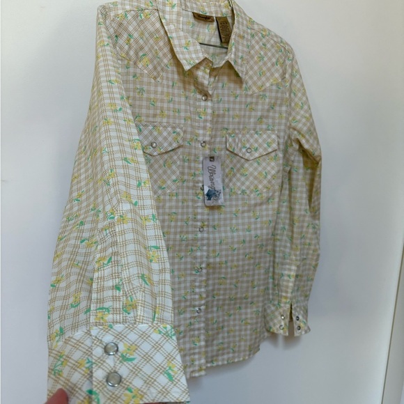 NWT Wrangler Retro Floral Pearl Snap Western Shirt Size Medium - Picture 6 of 12